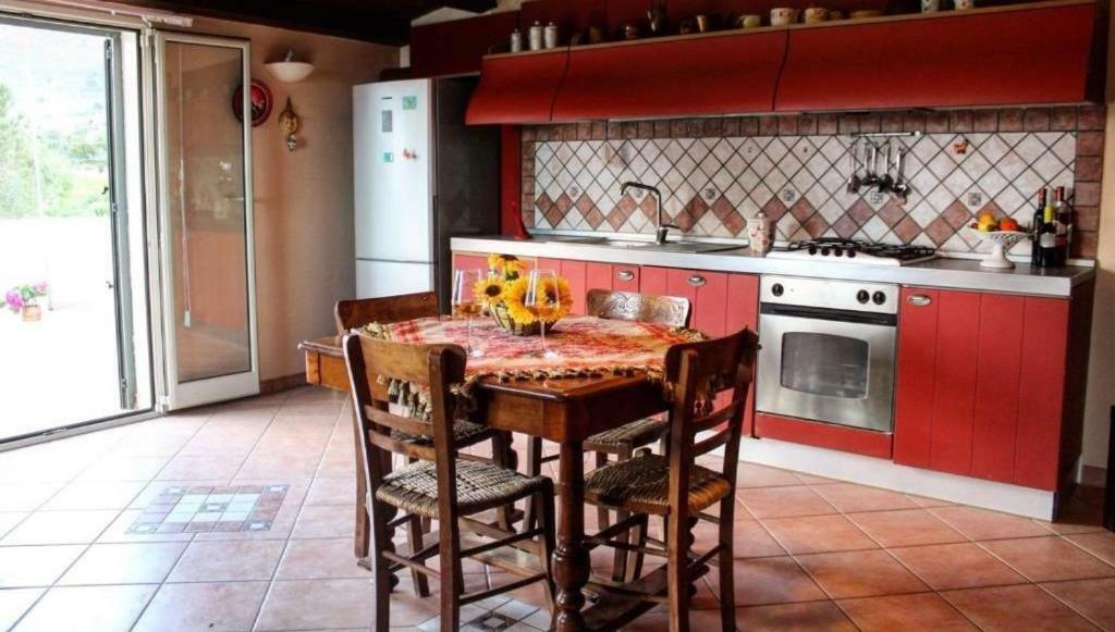 Villa Plaia Кастеламаре дел Голфо Екстериор снимка